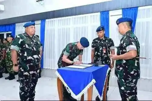 Komandan Lanud Sjamsudin Noor Pimpin Sertijab Kadispers, Tegaskan Pembinaan Personel sebagai Pilar Kekuatan Satuan