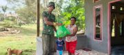 Satgas TMMD Ke-129 Kodim 1807/Sorong Selatan Bagikan 100 Paket Sembako dan Nutrisi, Wujud Nyata Kepedulian Cegah Stunting