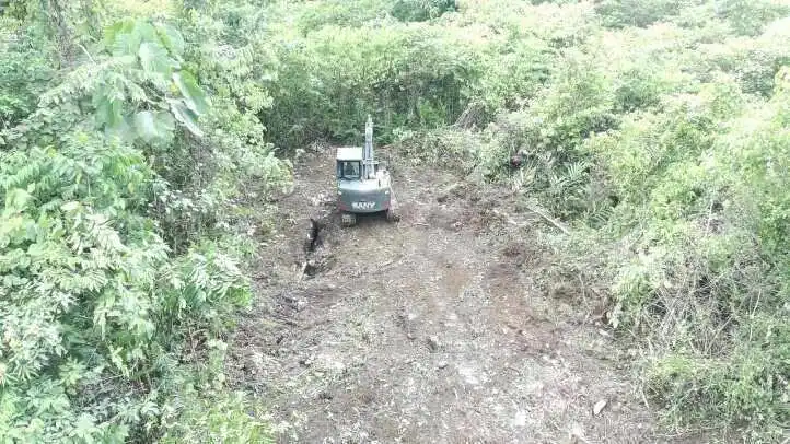 Program Unggulan TNI AD Berjalan, Satgas TMMD Ke-129 Buka Lahan Ketahanan Pangan di Kampung Sesor