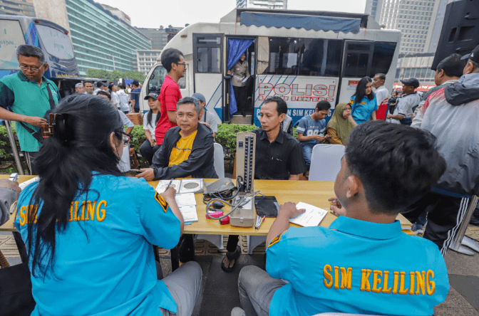 Perpanjangan SIM A dan C di Lima Lokasi Jakarta Perpanjangan SIM A dan C di Lima Lokasi Jakarta