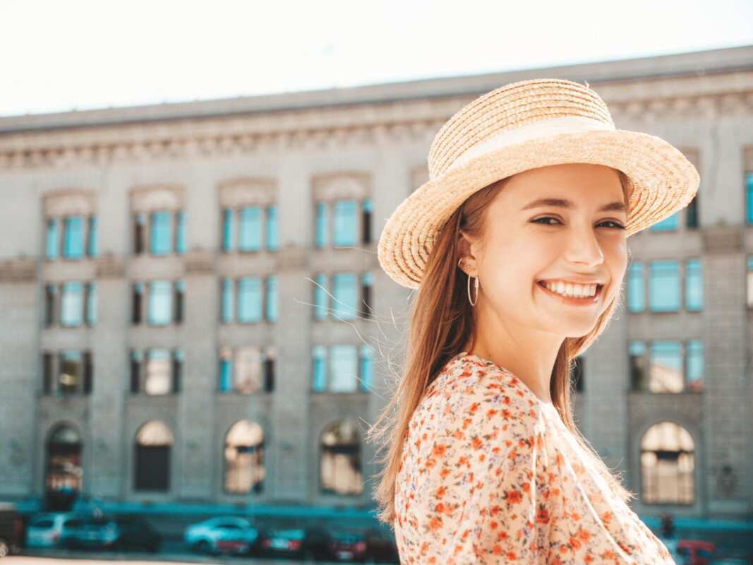 Pesona Alami Zodiak Perempuan yang Sulit Diabaikan Pesona Alami Zodiak Perempuan yang Sulit Diabaikan