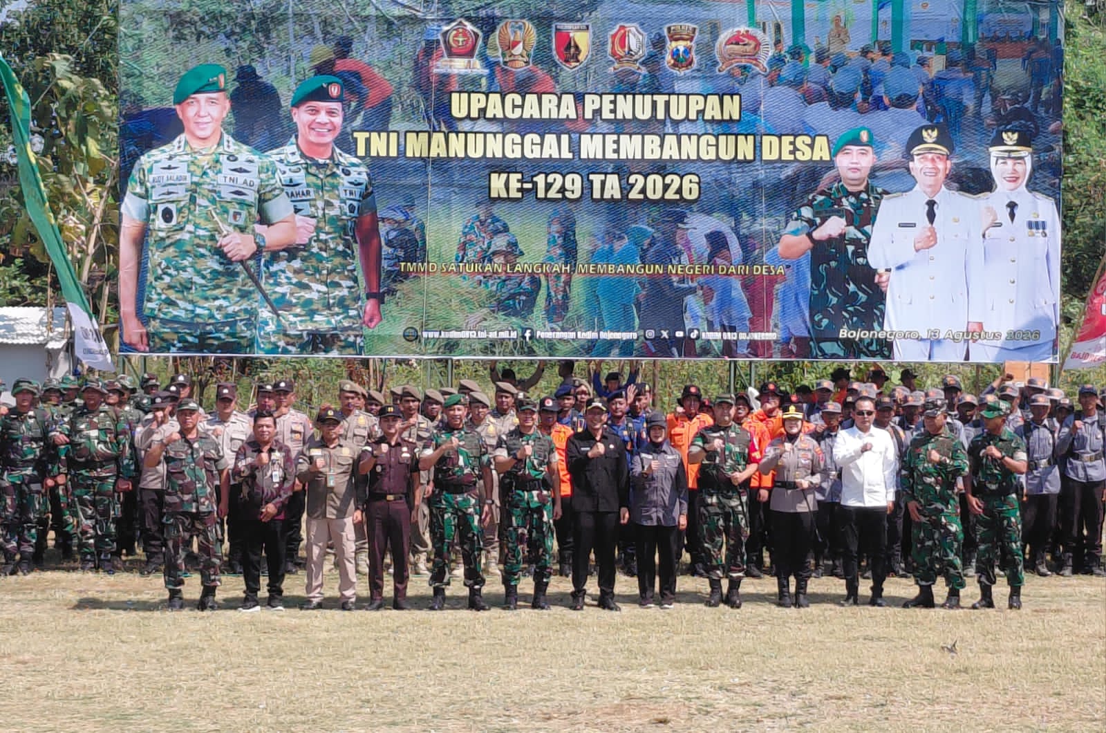 TMMD 129 Bojonegoro Resmi Ditutup: Tinggalkan Warisan Fasilitas Air Bersih, Jalan Beton hingga Rutilahu TMMD 129 Bojonegoro Resmi Ditutup: Tinggalkan Warisan Fasilitas Air Bersih, Jalan Beton hingga Rutilahu