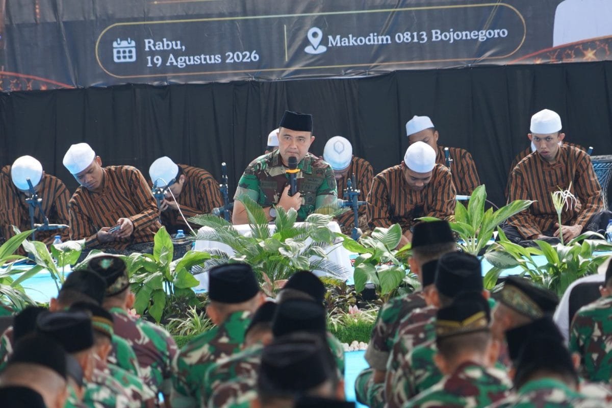 Perkuat Fondasi Spiritual, Kodim Bojonegoro Peringati Maulid Nabi Muhammad SAW 1448 H Perkuat Fondasi Spiritual, Kodim Bojonegoro Peringati Maulid Nabi Muhammad SAW 1448 H