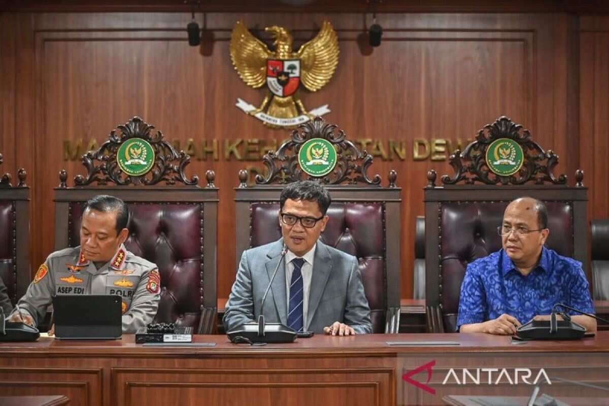 Rekening Aktivis Pati Kembali Diaktifkan oleh Bank Mandiri