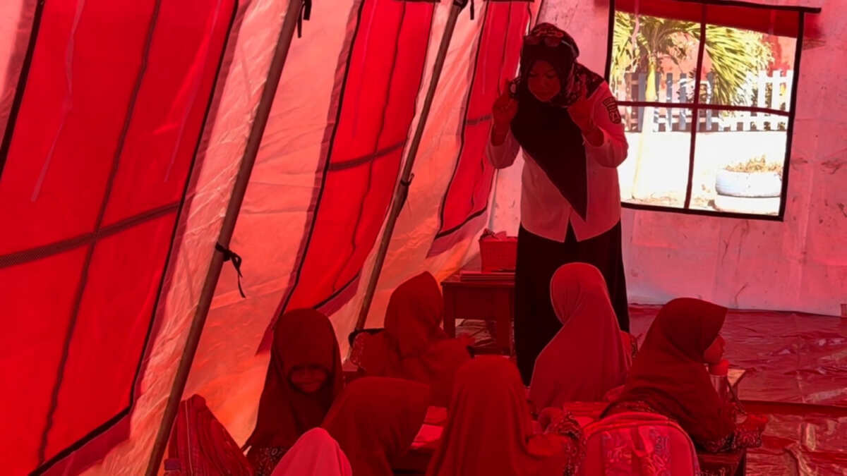 Pembelajaran Darurat bagi Siswa SDN 11 Palu Pembelajaran Darurat bagi Siswa SDN 11 Palu