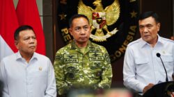 Panglima TNI Dampingi Menko Polkam Sampaikan Imbauan Jaga Kondusivitas Bangsa