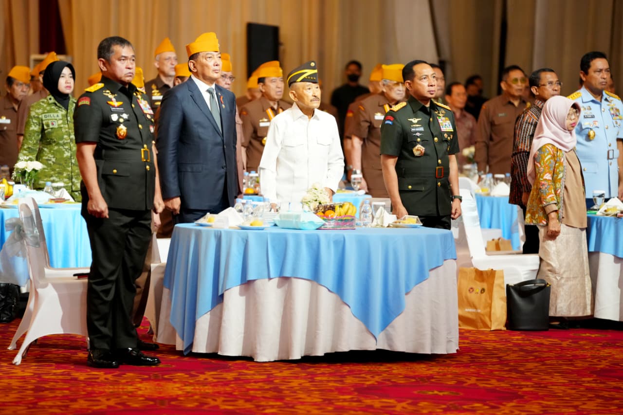 Panglima TNI Hadiri Peringatan Hari Veteran Nasional 2026 Panglima TNI Hadiri Peringatan Hari Veteran Nasional 2026