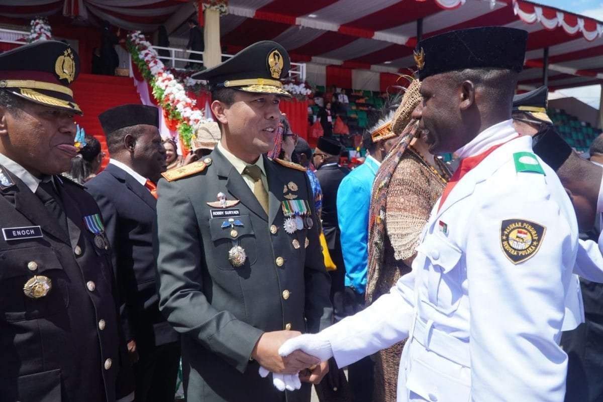 Upacara HUT ke-81 Kemerdekaan RI di Papua Pegunungan Berlangsung Khidmat dan Aman Upacara HUT ke-81 Kemerdekaan RI di Papua Pegunungan Berlangsung Khidmat dan Aman
