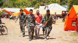 Totalitas,  TNI Kerahkan 4.477 Personel dan 27 Alutsista Bantu Korban Terdampak Gempa NTT