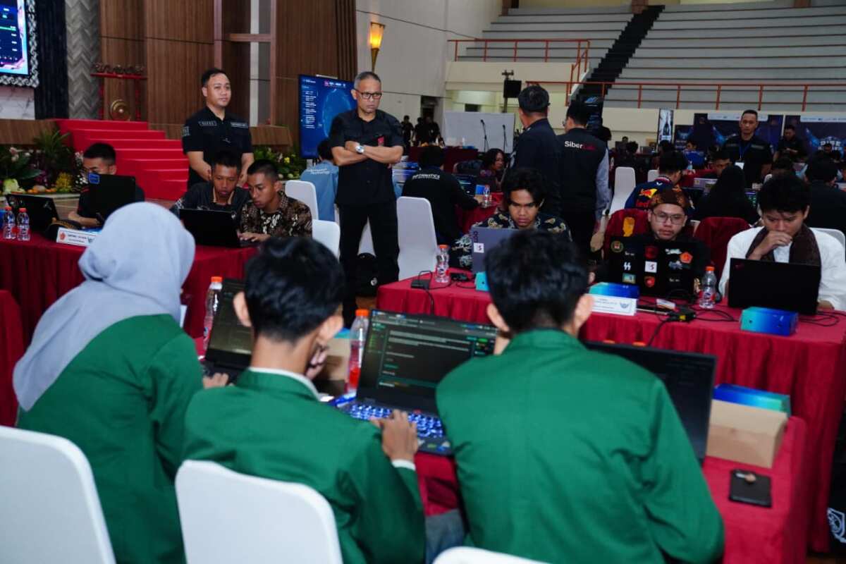 Askomlek Panglima TNI Tutup Rise The Ranger 2 Cyber Competition 2026 Askomlek Panglima TNI Tutup Rise The Ranger 2 Cyber Competition 2026