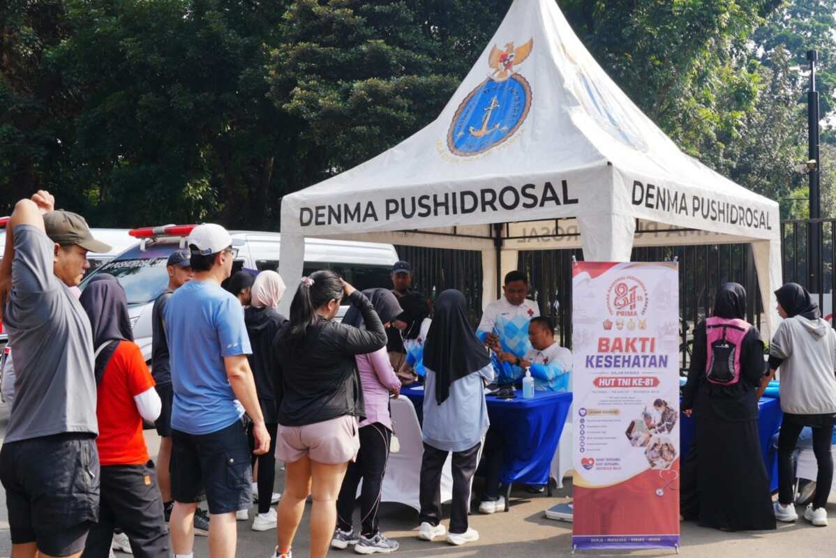 TNI Gelar Pemeriksaan Kesehatan Gratis Sambut HUT ke-81