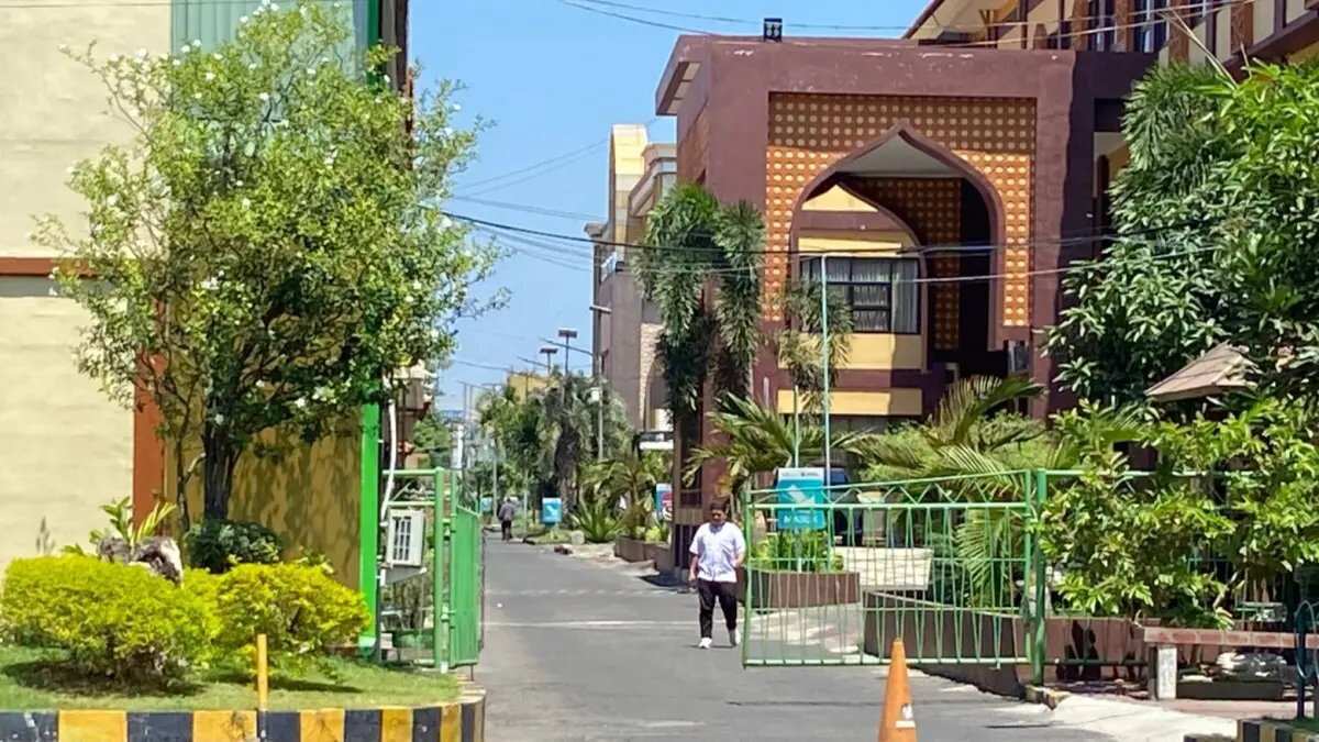 Status Muktamar NU di Asrama Haji Surabaya