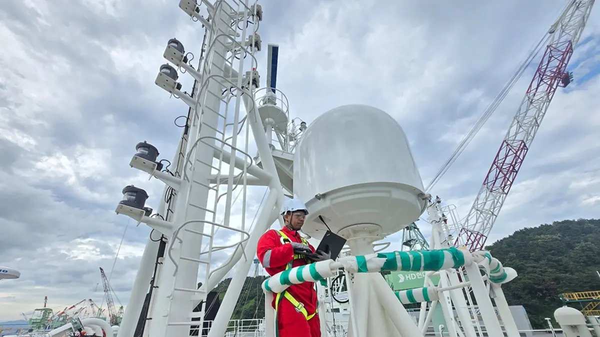 Mendorong Transformasi Digital dalam Sektor Maritim Mendorong Transformasi Digital dalam Sektor Maritim