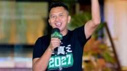 Persebaya Surabaya: Memperkuat Hubungan Positif dengan Suporter Bonek Persebaya Surabaya: Memperkuat Hubungan Positif dengan Suporter Bonek