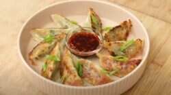 Membuat Gyoza Ayam di Rumah: Camilan Praktis untuk Keluarga