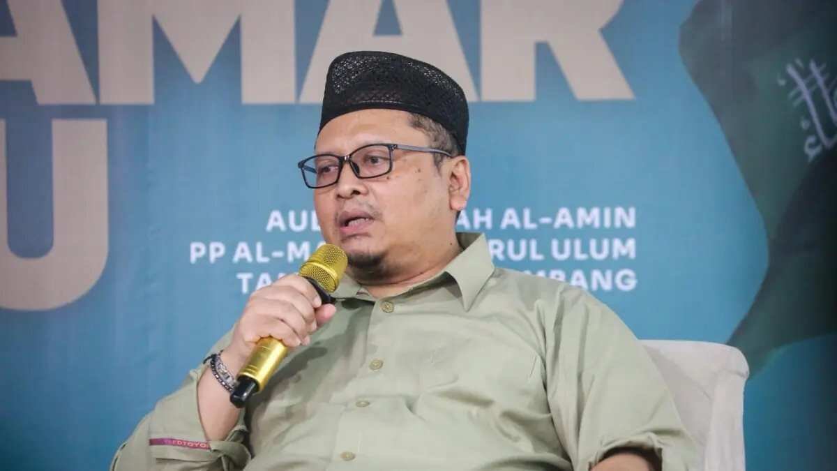 Analisis Kecenderungan Politik PBNU dan Makna Kepemimpinan Gus Dur Analisis Kecenderungan Politik PBNU dan Makna Kepemimpinan Gus Dur