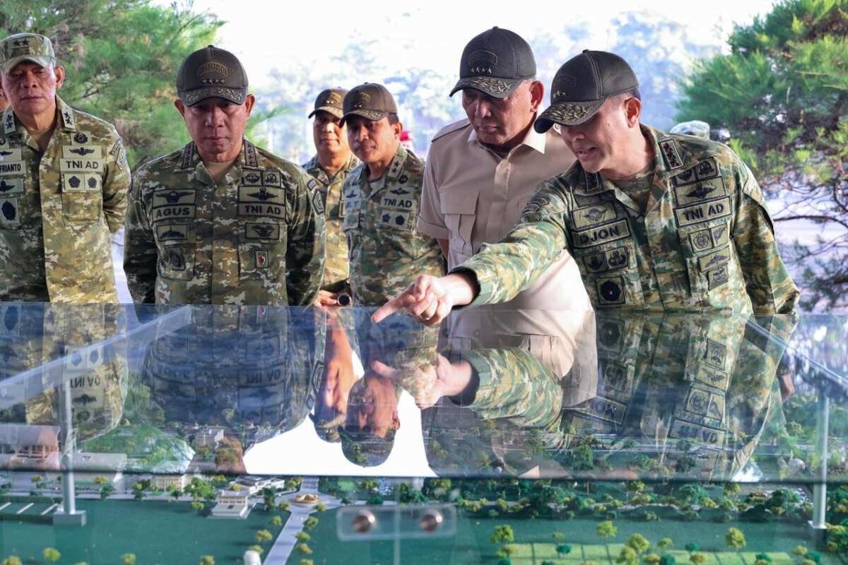Persiapan TNI Menghadapi Perang Modern Persiapan TNI Menghadapi Perang Modern