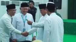 Presiden Prabowo Menerima Kartu Anggota Nahdlatul Ulama Presiden Prabowo Menerima Kartu Anggota Nahdlatul Ulama