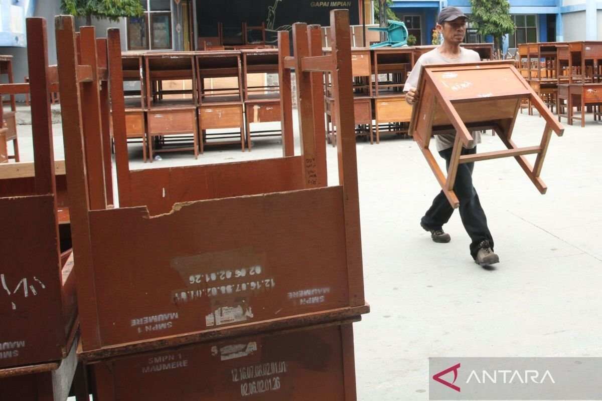Regulasi Pasca-Bencana untuk Satuan Pendidikan Regulasi Pasca-Bencana untuk Satuan Pendidikan
