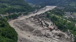 Banjir Bandang Terjang Nepal, 160 Korban Jiwa dan 5 WN Jepang Hilang Banjir Bandang Terjang Nepal, 160 Korban Jiwa dan 5 WN Jepang Hilang