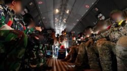 Prajurit SOF TNI dan US Army Sukses Laksanakan Infiltrasi Udara Dalam Latihan Super Garuda Shield 2026 Prajurit SOF TNI dan US Army Sukses Laksanakan Infiltrasi Udara Dalam Latihan Super Garuda Shield 2026