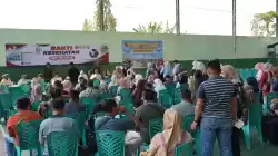 Sambut HUT ke-81 TNI, Kodim Bojonegoro Gelar Baksos Kesehatan dan Bagi Sembako untuk Warga