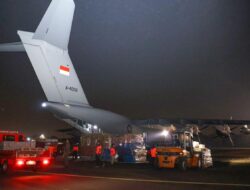 Hari Ketujuh Belas Penanganan Gempa NTT, TNI Salurkan 1.032,921 Ton Bantuan