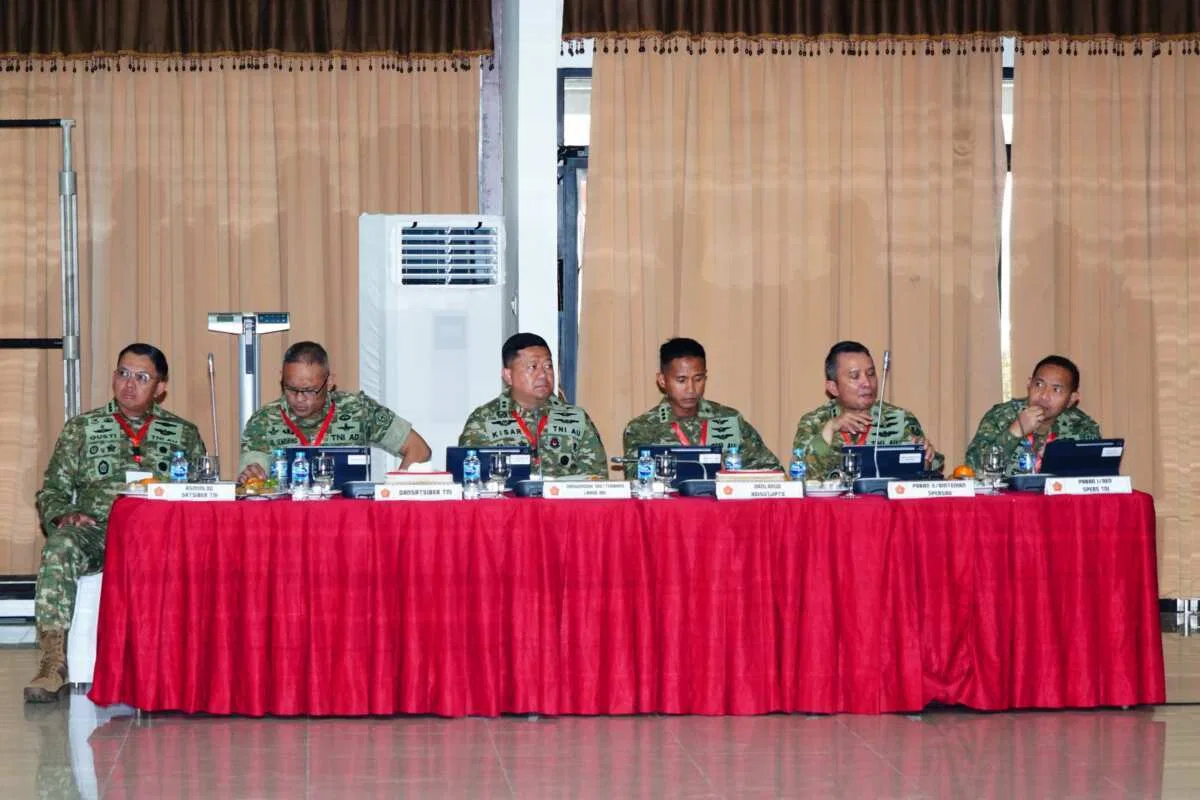 Aspers Panglima TNI Pimpin Sidang Pantukhir Tahap I Calon Perwira PSDP Penerbang TNI TA 2026 Aspers Panglima TNI Pimpin Sidang Pantukhir Tahap I Calon Perwira PSDP Penerbang TNI TA 2026