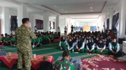 MABES TNI DAN PASIS DIKREG SESKO TNI 56 TANAMKAN KESADARAN CEGAH KARHUTLA KEPADA PELAJAR MABES TNI DAN PASIS DIKREG SESKO TNI 56 TANAMKAN KESADARAN CEGAH KARHUTLA KEPADA PELAJAR