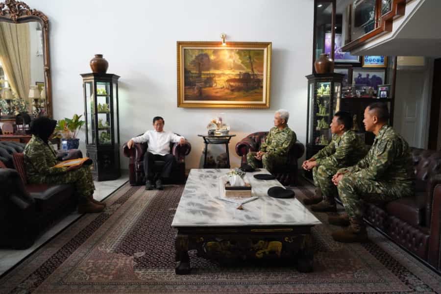 Kapuskes TNI Anjangsana ke Sesepuh TNI, Perkuat Nilai Sapta Marga dan Sumpah Prajurit Kapuskes TNI Anjangsana ke Sesepuh TNI, Perkuat Nilai Sapta Marga dan Sumpah Prajurit