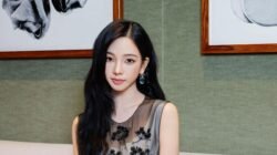 Perbandingan Gaya Rambut Karina Aespa: Korean Bangs dan Rambut Terurai
