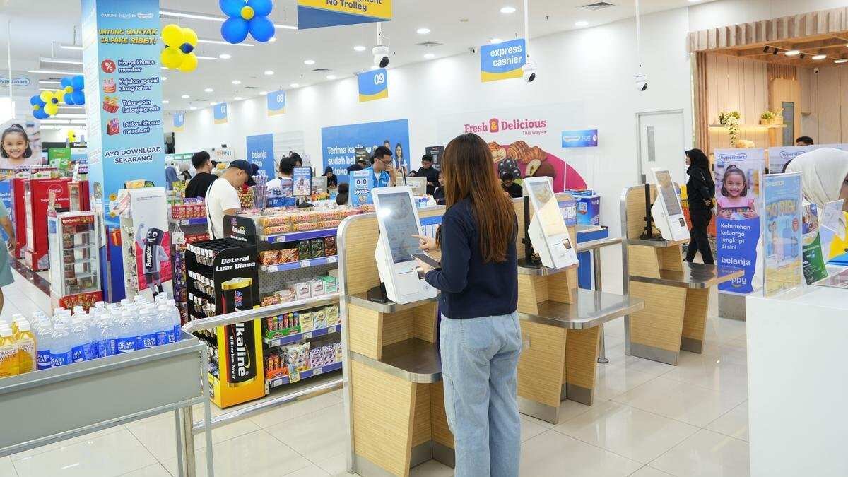 Memperkenalkan Self Check-Out di Supermarket Indonesia Memperkenalkan Self Check-Out di Supermarket Indonesia