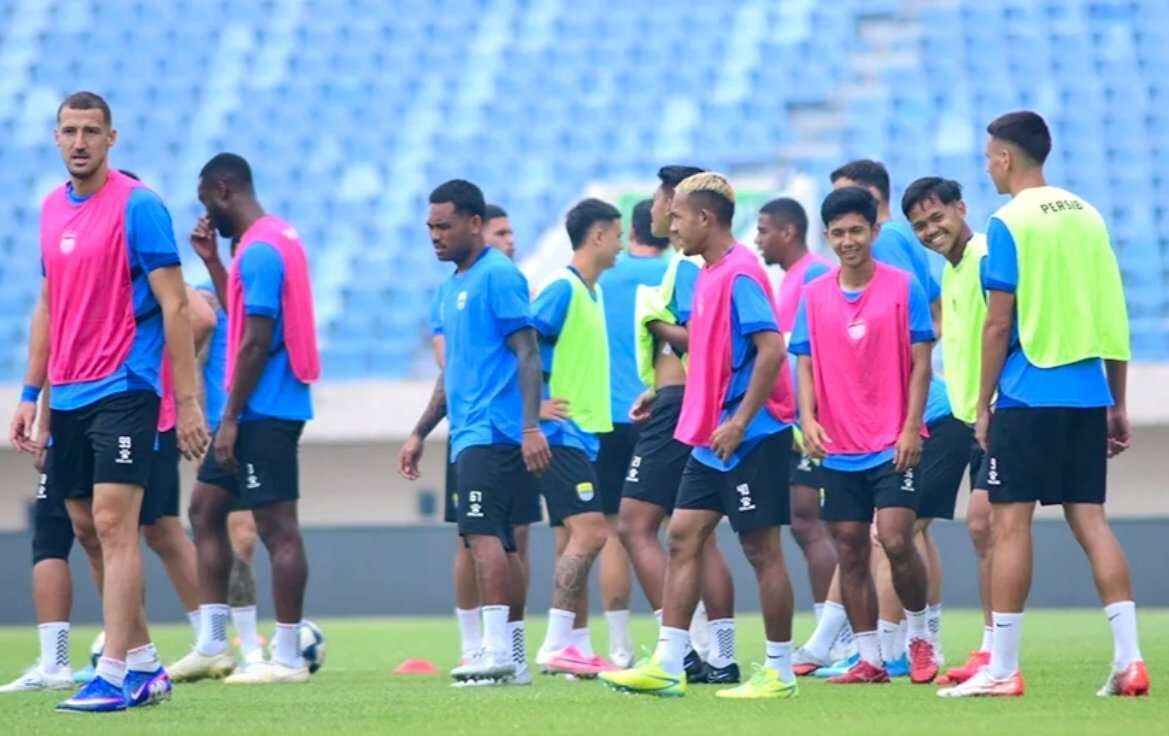 Persib Bandung Siap Hadapi Manila Digger di Play-off ACL 2026/27 Persib Bandung Siap Hadapi Manila Digger di Play-off ACL 2026/27
