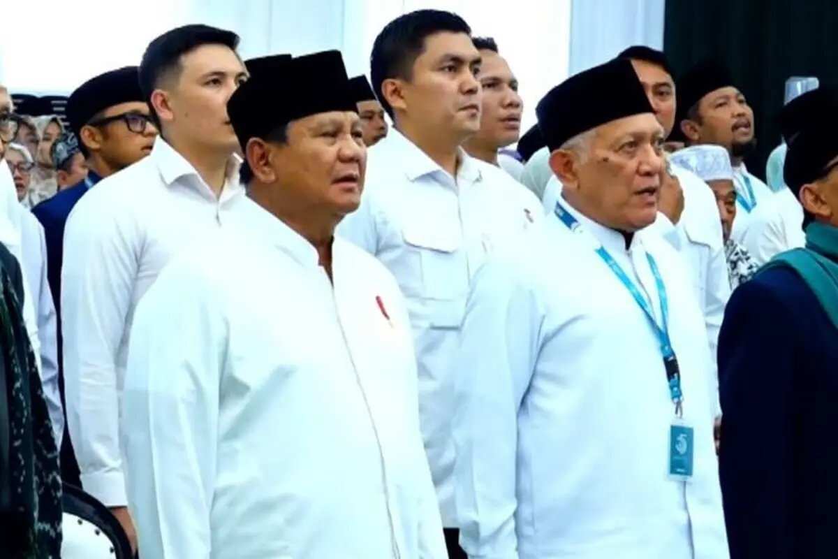 Perjalanan Karir Gus Kikin: Dari Pelaut Menjadi Pemimpin PBNU Perjalanan Karir Gus Kikin: Dari Pelaut Menjadi Pemimpin PBNU