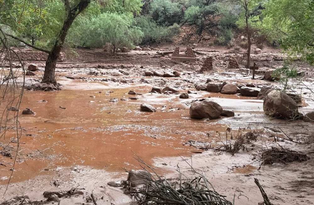 Upaya Pencarian bagi Korban Hilang Akibat Banjir Bandang di Grand Canyon Upaya Pencarian bagi Korban Hilang Akibat Banjir Bandang di Grand Canyon