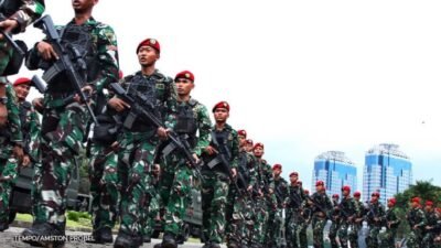 Kelonggaran Seleksi Prajurit TNI untuk Suku Dayak Kelonggaran Seleksi Prajurit TNI untuk Suku Dayak