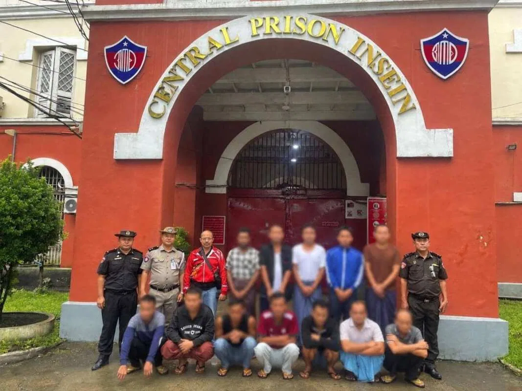 Amnesti 12 WNI dari Penjara Myanmar: Proses Kembali ke Tanah Air