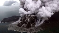 Erupsi Gunung Anak Krakatau yang Membuat Warga Cemas