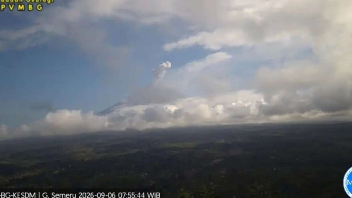 Fenomena Erupsi Bersamaan Empat Gunung Api di Indonesia