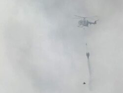 Kebakaran Di TPA Galuga, Upaya Pemadaman Dengan Water Bombing