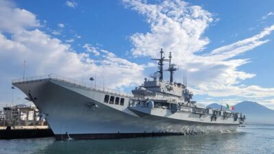 Dukungan Kapal Induk TNI AL dalam Penanganan Karhutla