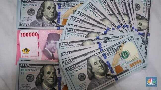 Rupiah Menguat, Dolar AS Terjun Ke Level Rp17.500