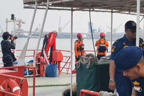 Pencarian Jurnalis Hilang Kontak saat Meliput Erupsi Anak Krakatau
