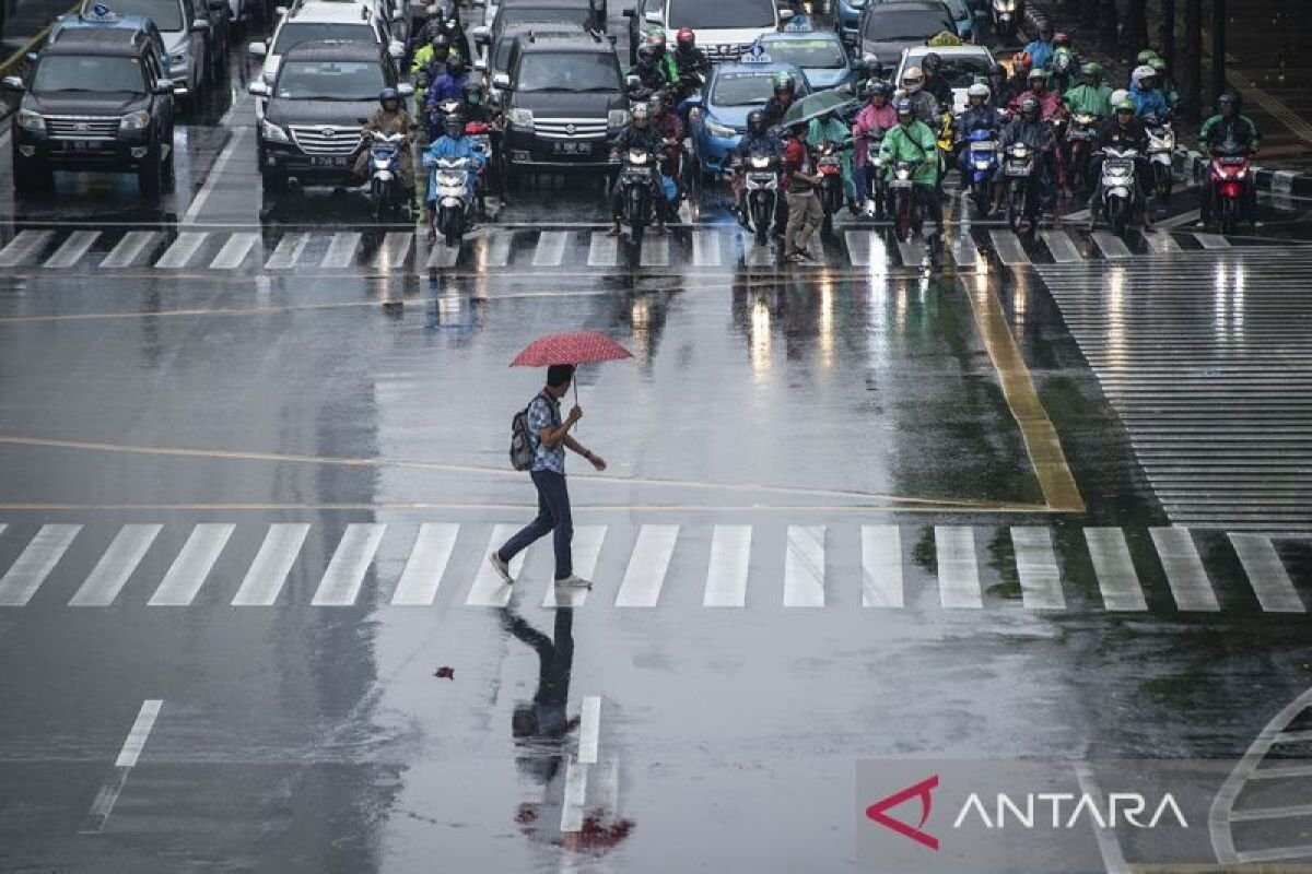 Cuaca Ekstrem: Hujan Potensial Menghantam Kota-Kota Besar di Indonesia