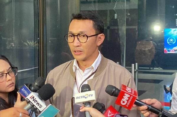 Pemeriksaan KPK Terhadap Istri Bupati Pemalang Anom Widiyantoro