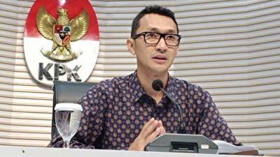 KPK Tunda Pemeriksaan Saksi Kasus OTT Bupati Lombok Barat