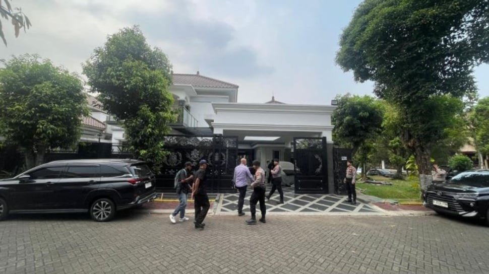 KPK Menggeledah Rumah Polisi Terkait Dugaan Suap Proyek Bekasi