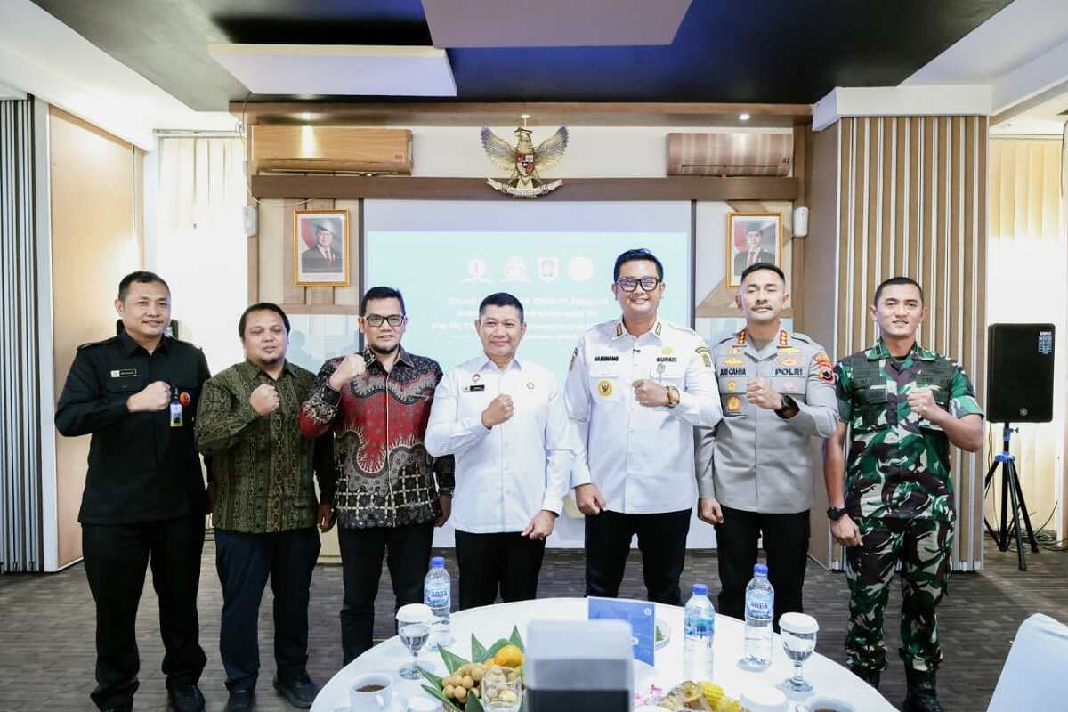 Kunjungan Lemhannas RI ke PLTS dan Komitmen Bupati Klaten untuk Energi Baru Terbarukan