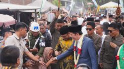Jokowi Hadiri Syukuran Khitanan di Cirebon