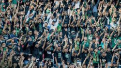Dukungan Bonek untuk Korban Gempa NTT dan Ambisi Tiga Poin Persebaya
